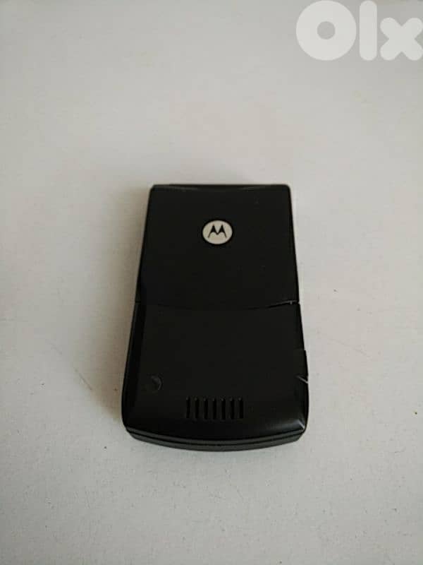 Old Motorola V3 Razr (check details) - Not Negotiable 5