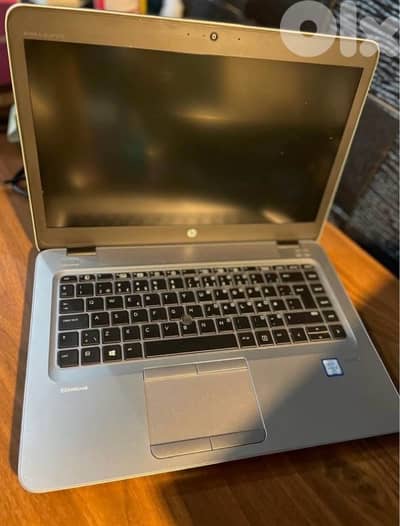 Hp laptop مع كل غراضو Hp laptop مع كل غراضو