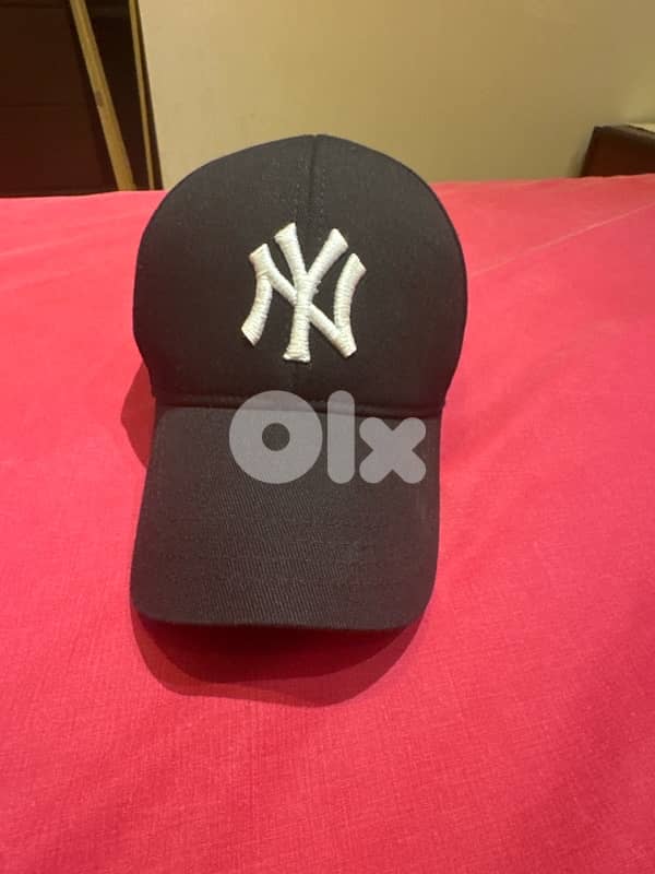 yankee hat 0