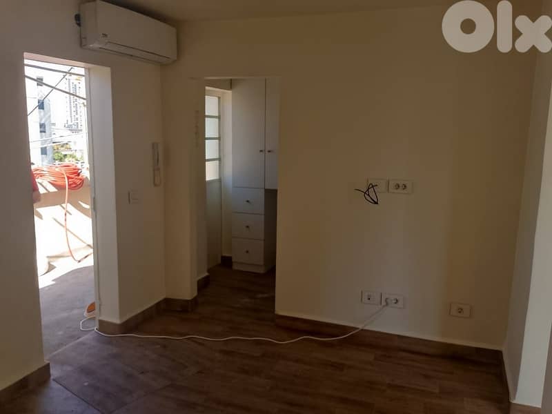 استوديو للايجار في سوديكو STUDIO for rent in Achrafieh  / Sodeco 0