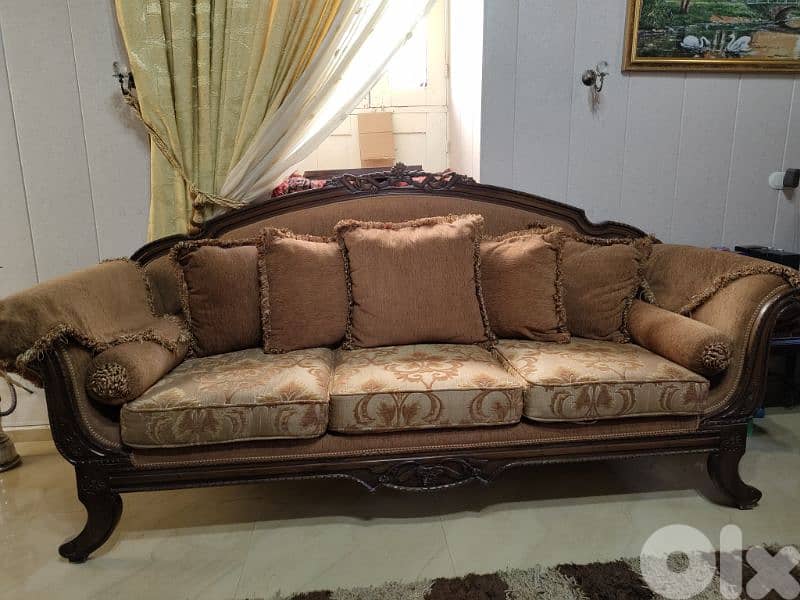 Living room 10 seats 2