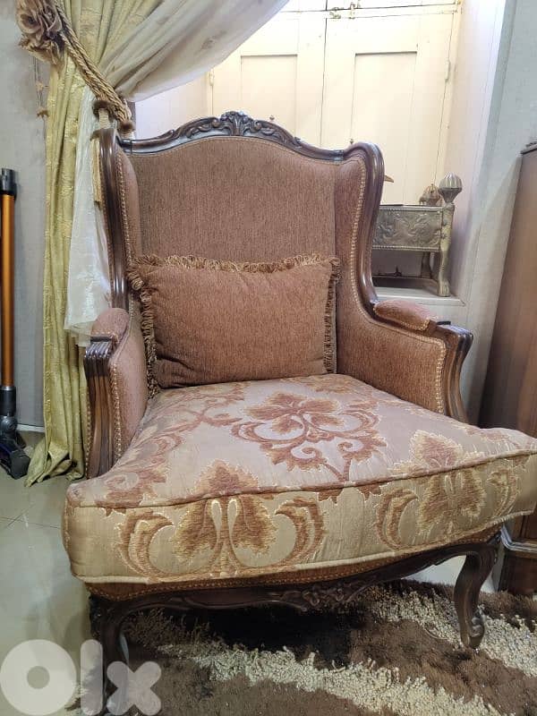 Living room 10 seats 5