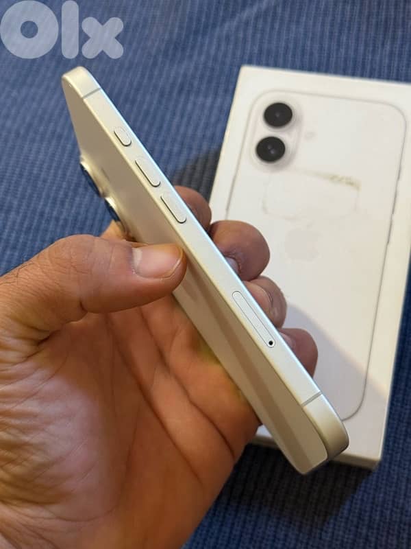 Iphone 16 128gb Like new مش مفكوك 4