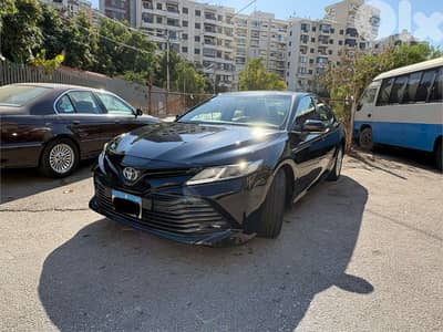 Toyota Camry Hybrid 2020