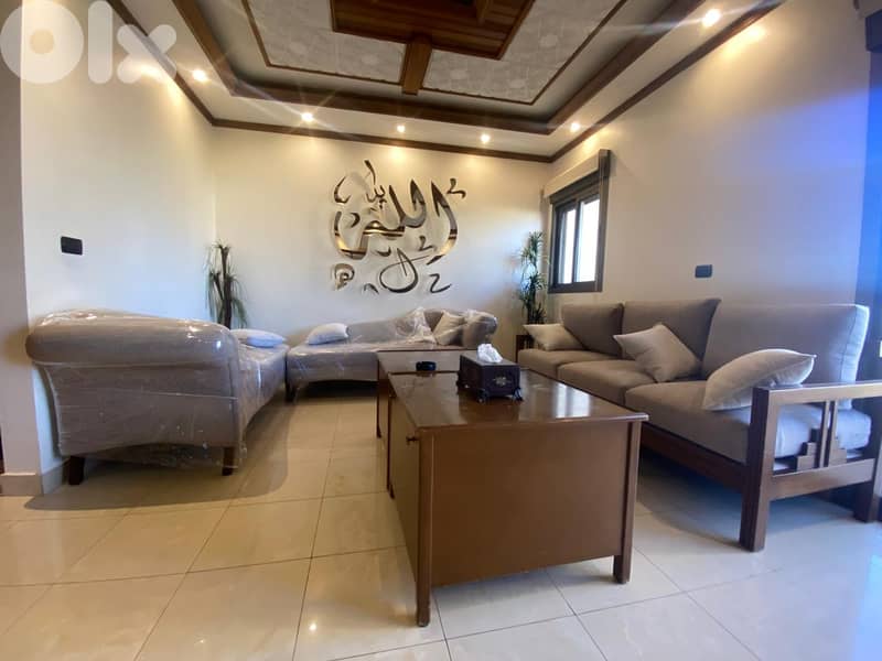 Furnished Apartment for Rent in Ain Al Mraisehشقة مفروشة للإيجار 0