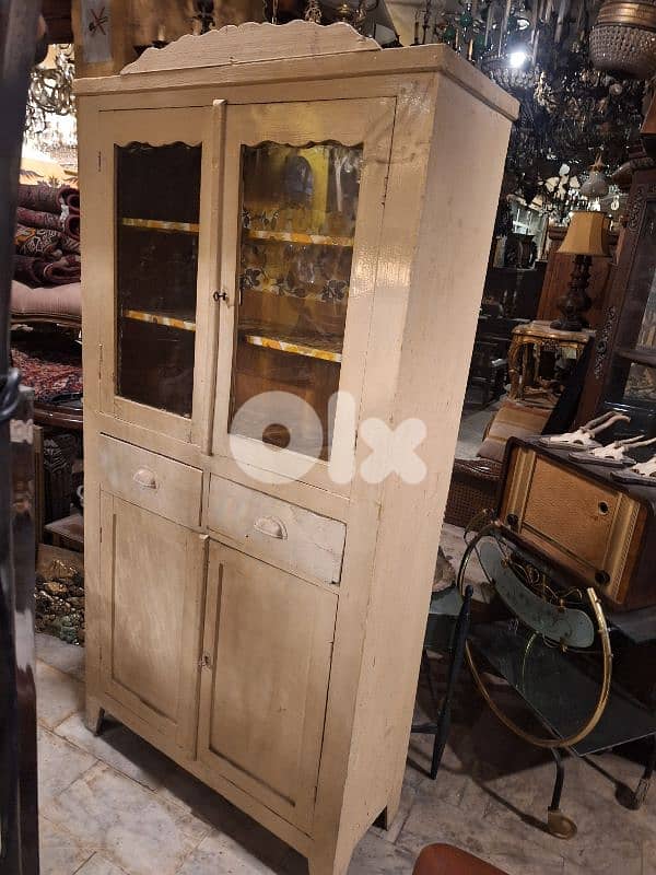 vintage cabinet نملية ناعمة درف زجاج 1