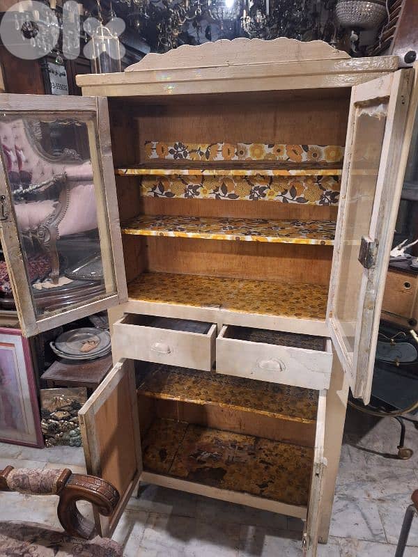vintage cabinet نملية ناعمة درف زجاج 3