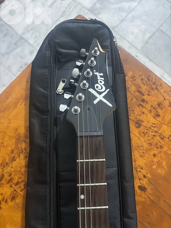 Xcort electric guitar 2