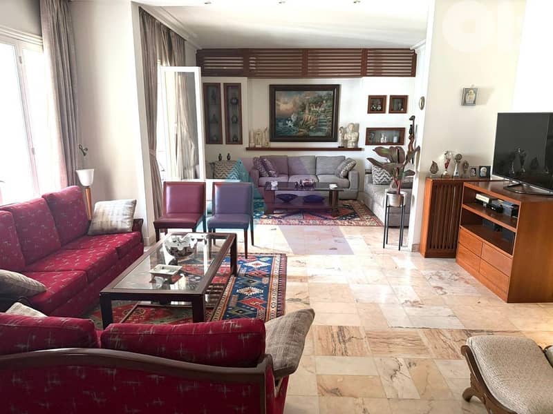 225m2 apartment+parkings 4sale in Achrafieh - شقة للبيع في الأشرفية 0