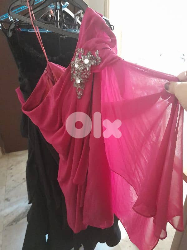 اوتليت . . فساتين لجميع المناسبات والكمية محدود وقياس مختلفة. للجادين فقط 3