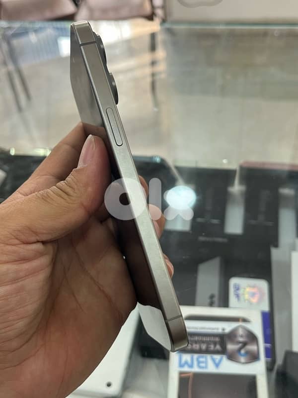 iphone 15 pro max 512gb titanium 2 sim battery 90% ktir ndif 4