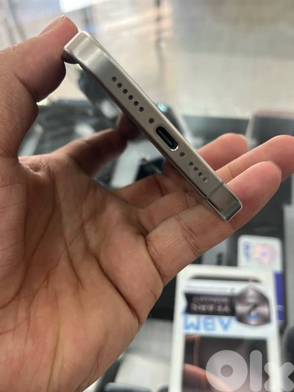 iphone 15 pro max 512gb titanium 2 sim battery 90% ktir ndif 5