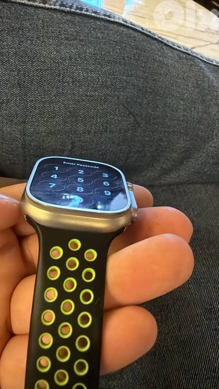 Apple Watch Ultra One 2