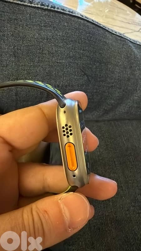 Apple Watch Ultra One 4