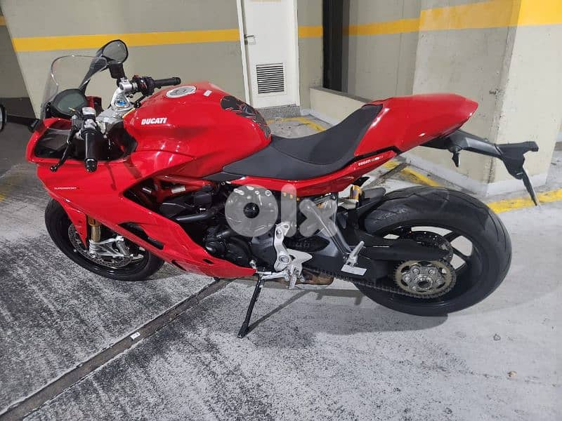 ducati supersport 2020 1