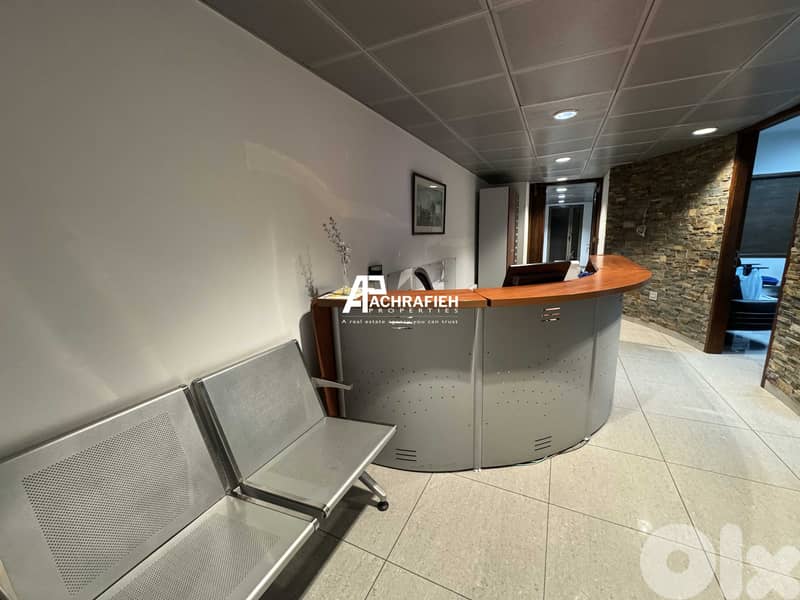 Office for Rent In Achrafieh - مكتب للإجار في الأشرفية 0