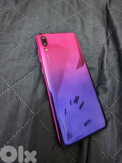 Huawei y7 enjoy 4 ram 128 like new snapdragon 450