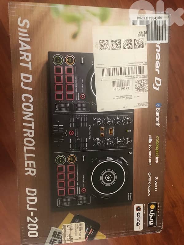 DDJ200 Controller 1