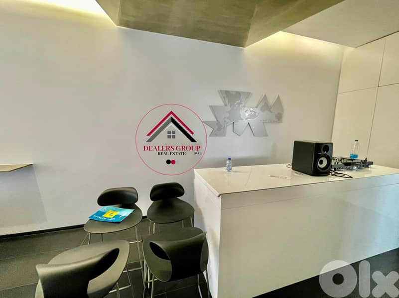 Prestigious Modern Chalet For Sale In Yacht Club - Downtown 9