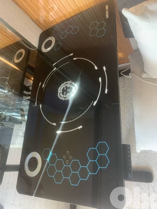 green lion gaming table 0