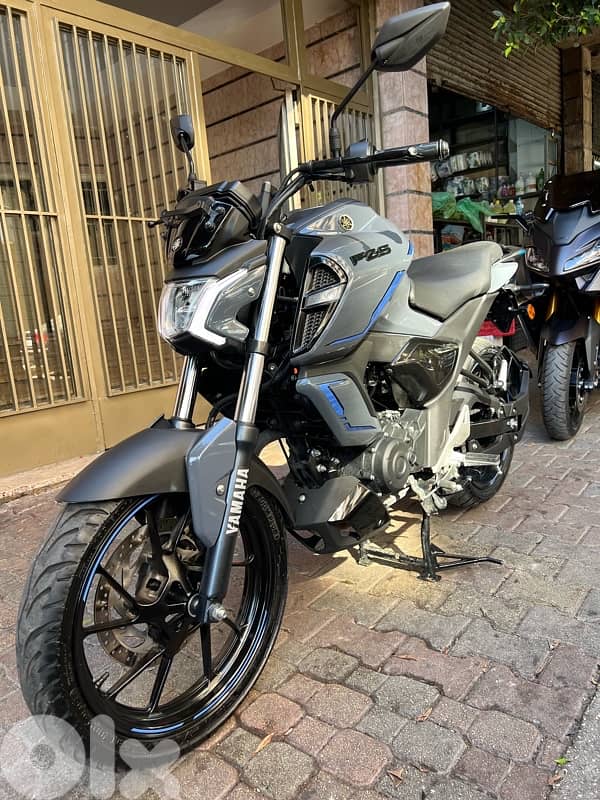 yamaha Fzs V 4 2025 9