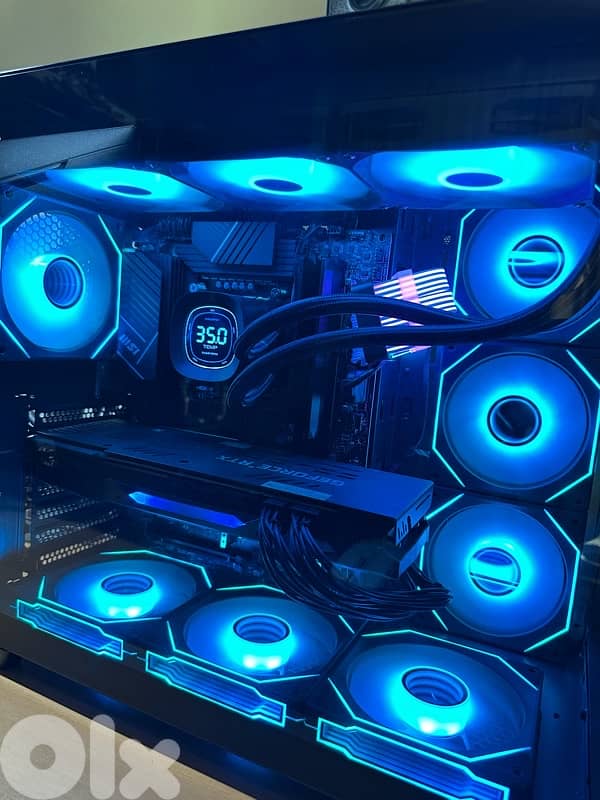 High-End PC + Full Setup (300Hz 2K Monitor) - 1 Month Old 3