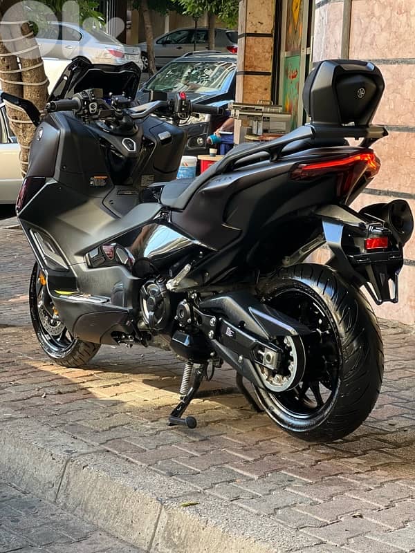 Yamaha Tmax TechMax DX 2024 6