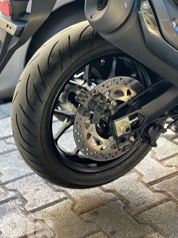 Yamaha Tmax TechMax DX 2024 9