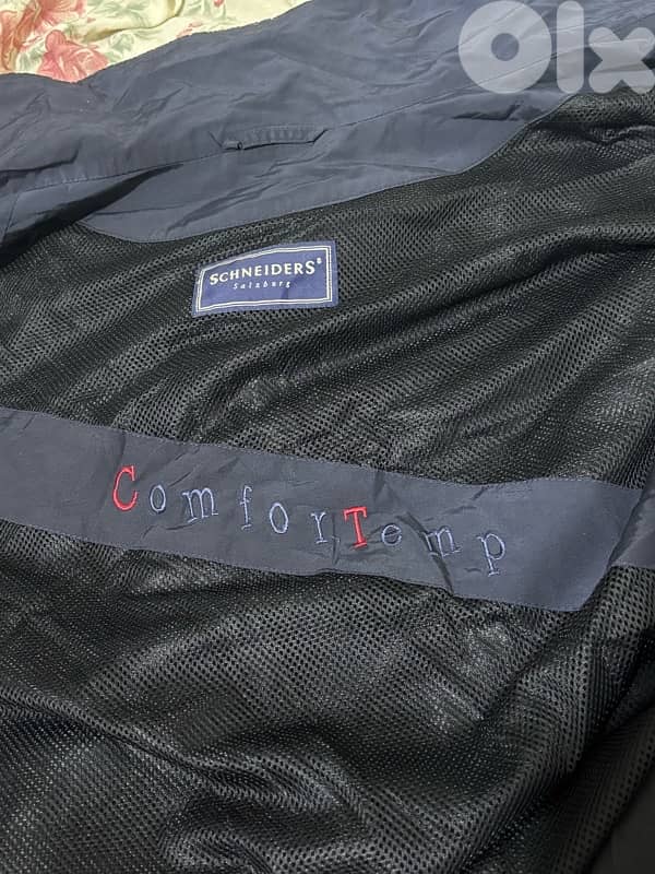 Schneiders Salzburg&schoeller ComforTemp Technology navy blue mid coat 3