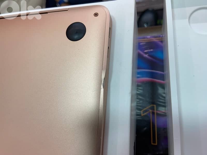 macbook air 13 inch 4