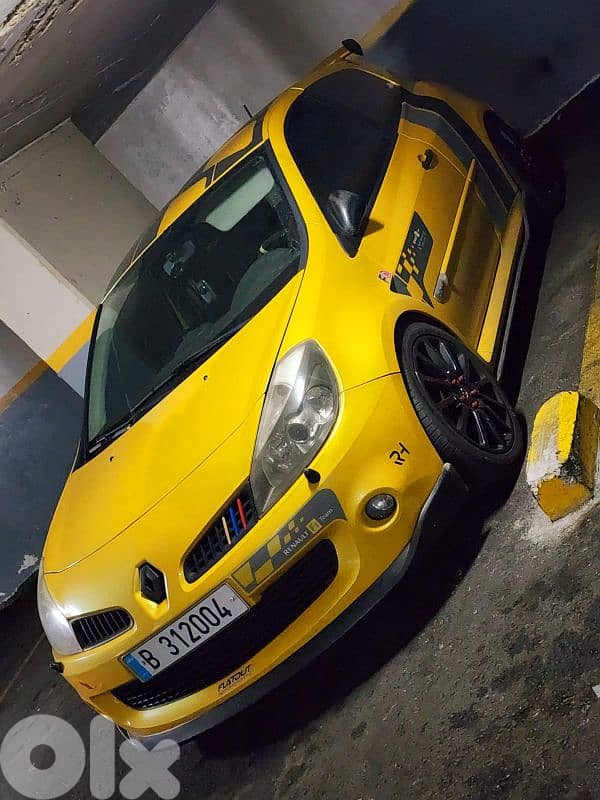 Renault Sport Clio R3 F1 Team 0