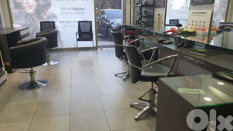 صالون نسائي للبيع ب مزعة يشوع، سنتر كبابي 0