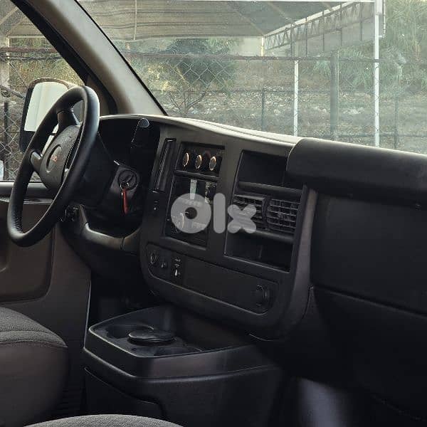 GMC Savana 2014 5