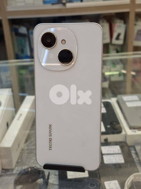 Used tecno spark go 1 4/128 gb white 0