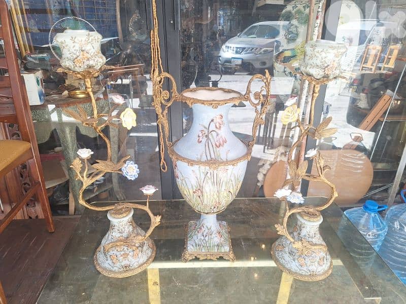 مجموعة من ٣ قطع سافر بورسولان شغل مميز مع برونز انتيك 1