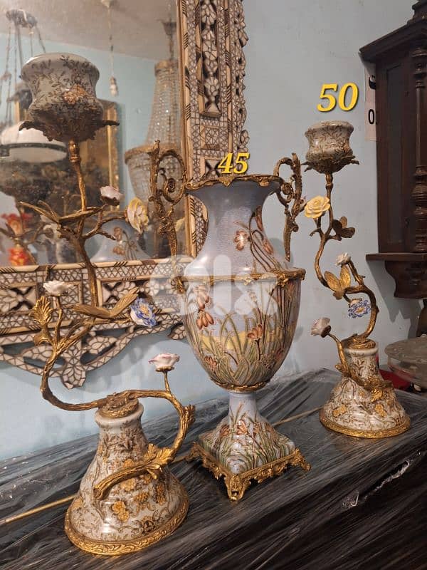 مجموعة من ٣ قطع سافر بورسولان شغل مميز مع برونز انتيك 5