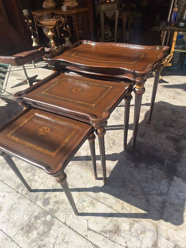 طقم طاولات جيغون فخم ومميز انتيك رائع جدا سعر مغري 3