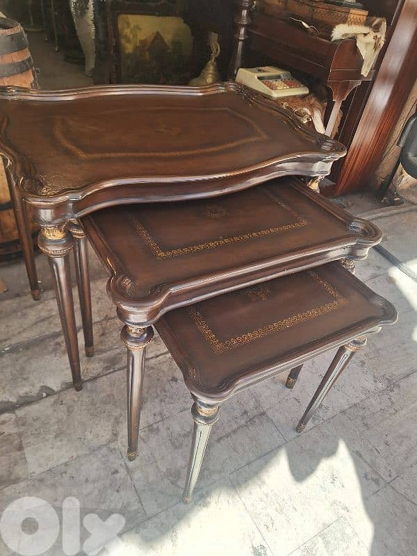 طقم طاولات جيغون فخم ومميز انتيك رائع جدا سعر مغري 4