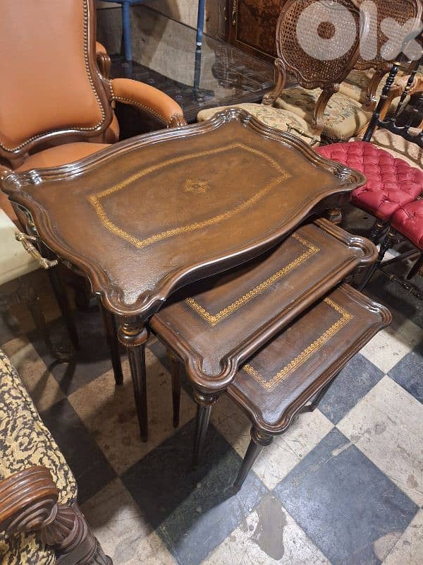 طقم طاولات جيغون فخم ومميز انتيك رائع جدا سعر مغري 7
