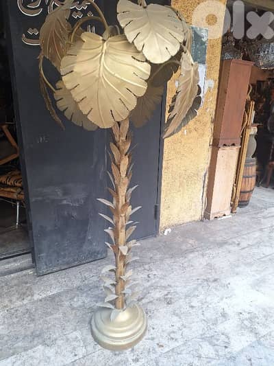 نخلة فيرفورجي مميز تصميم سبعينات انتيك قديم