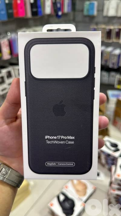 Apple Techwoven  case magsafe iphone 17 pro max Black
