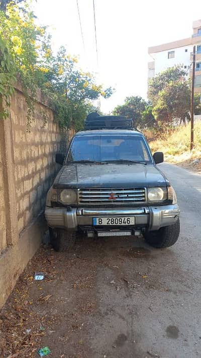 Mitsubishi Pajero 1992