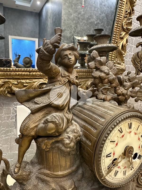 ساعه وشمعدان برونز 1