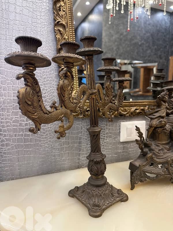 ساعه وشمعدان برونز 3