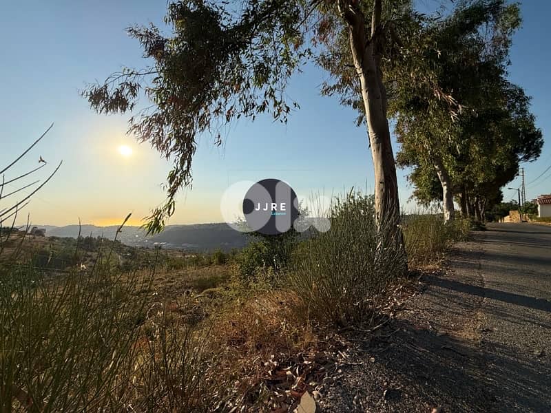 Prime Location Land In Bhamdoun For Sale / أرض في بحمدون للبيع 1