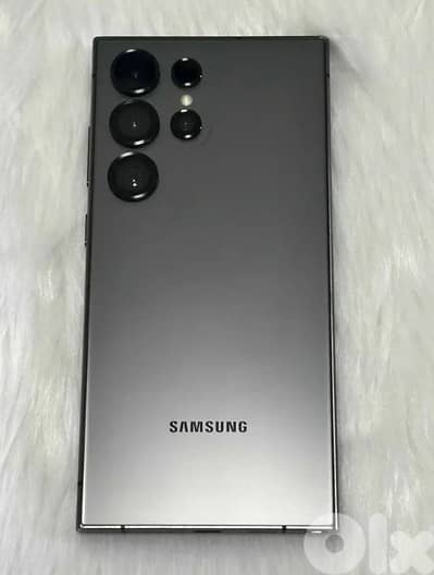 Samsung S24 Ultra 256gb/12gb used like new