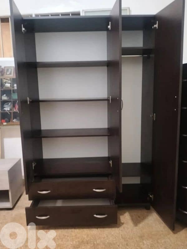 خزائن 3 درف جديدة من المعمل (high quality) 0