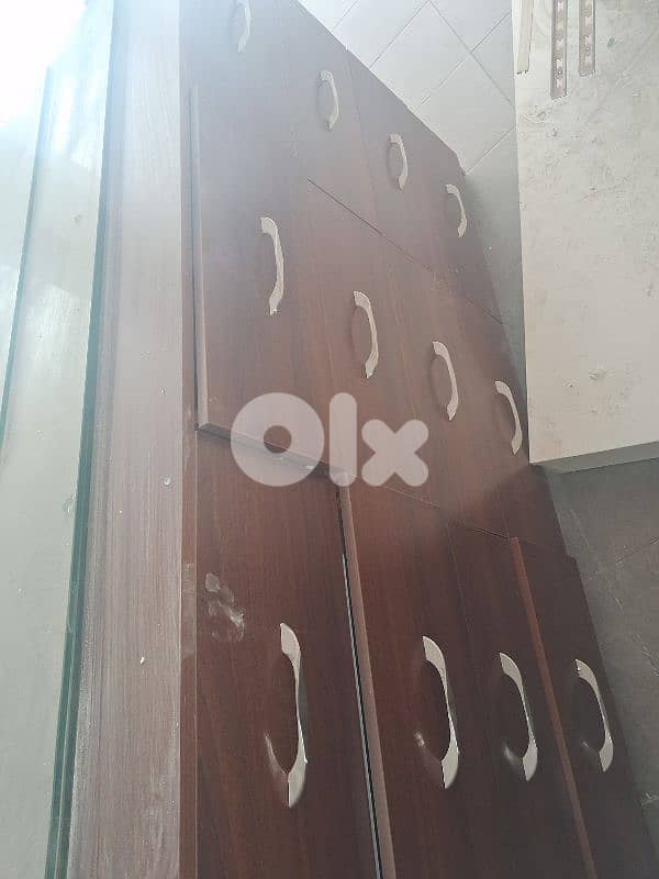 ديكور محل كامل للبيع 18