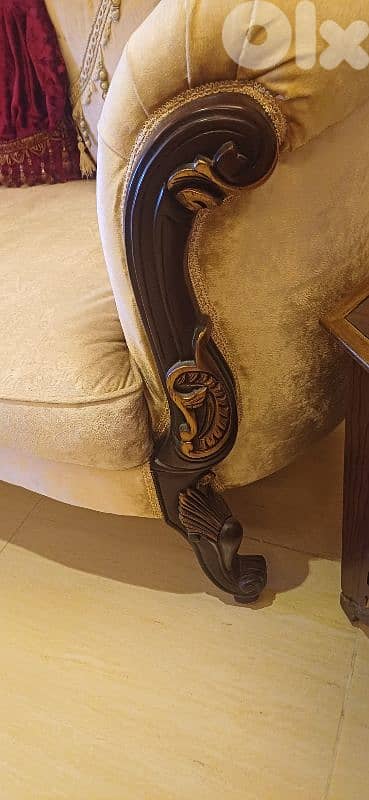 صالون ٤ صغار ووحدة كبيرة 3