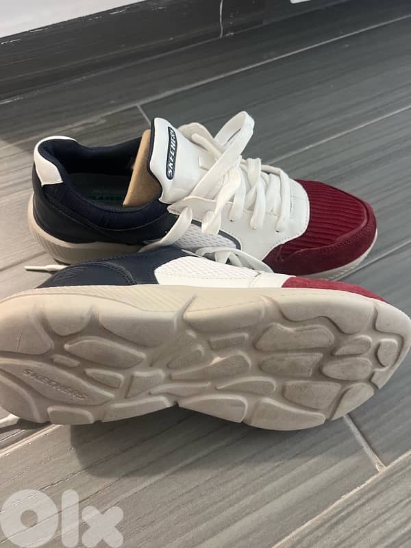skechers 2